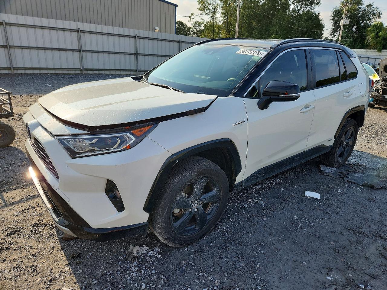 2021 TOYOTA RAV4 XSE