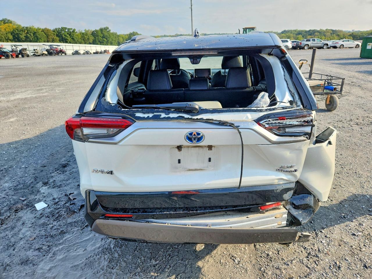 2021 TOYOTA RAV4 XSE — Фото 6 из 13