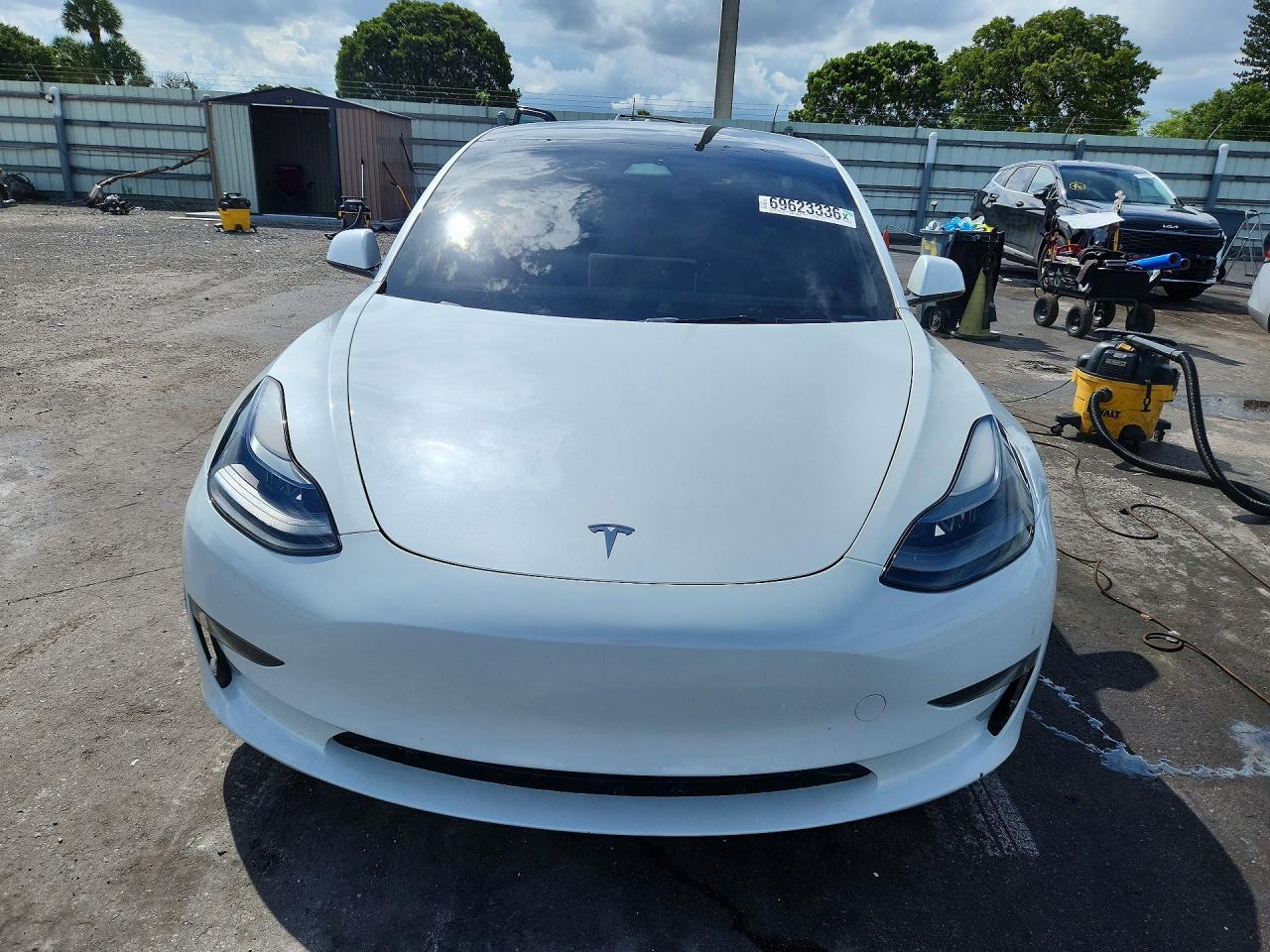2023 TESLA MODEL 3 — Фото 5 из 12
