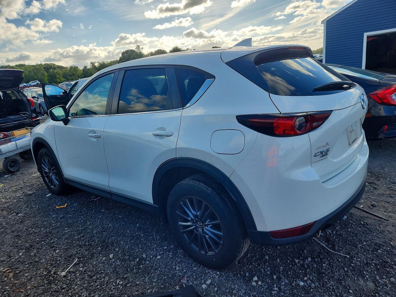2019 MAZDA CX-5 TOURING — Фото 2 из 14