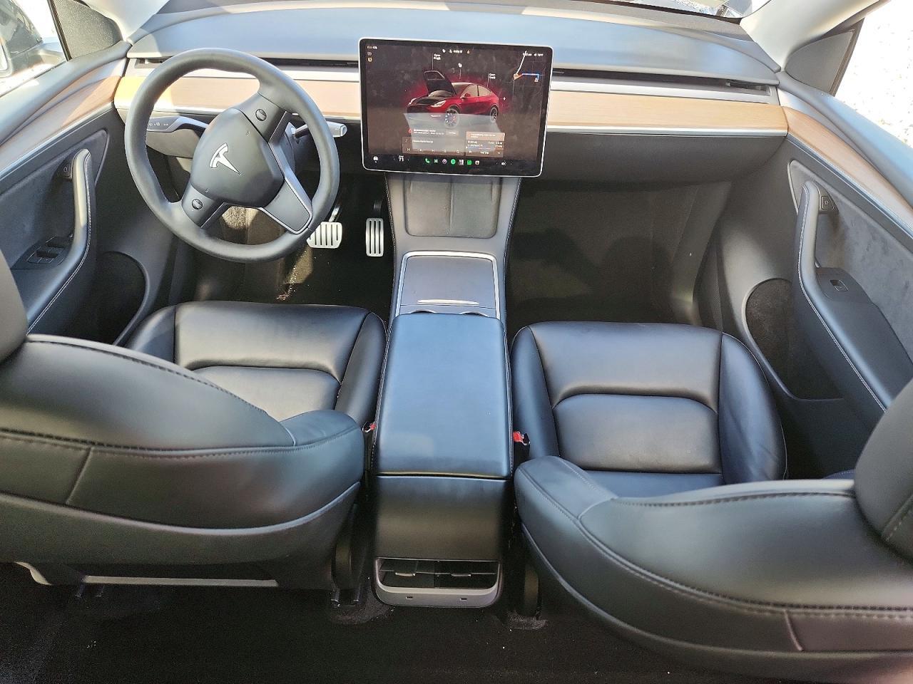 2023 TESLA MODEL Y — Фото 8 из 12