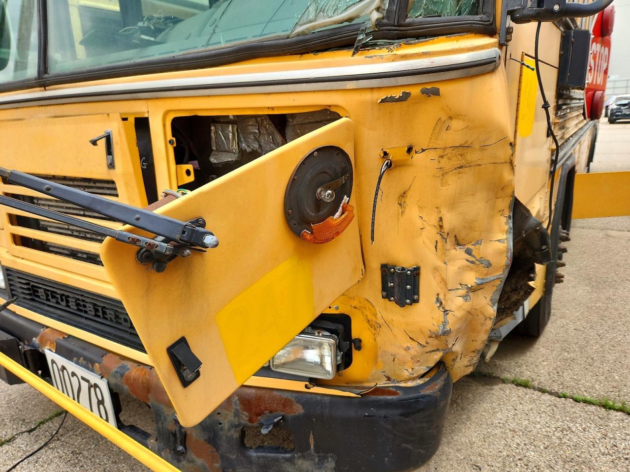 2008 BLUE BIRD SCHOOL BUS — Фото 9 из 10
