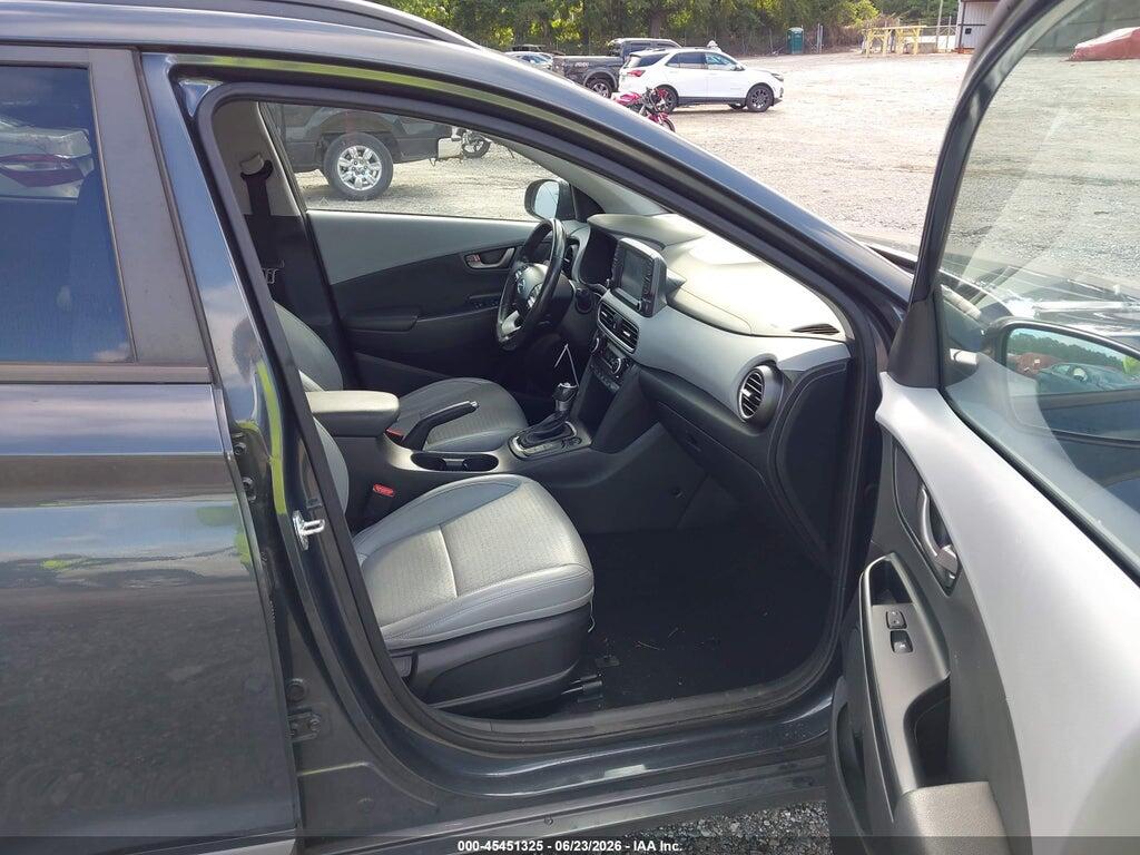 KM8K3CA58JU168597 2018 HYUNDAI KONA photo no. 5
