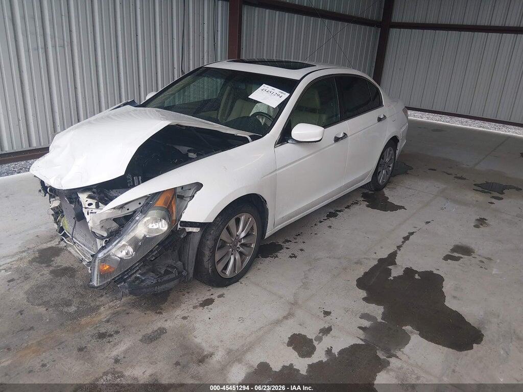 1HGCP3F84CA037298 2012 HONDA ACCORD photo no. 2