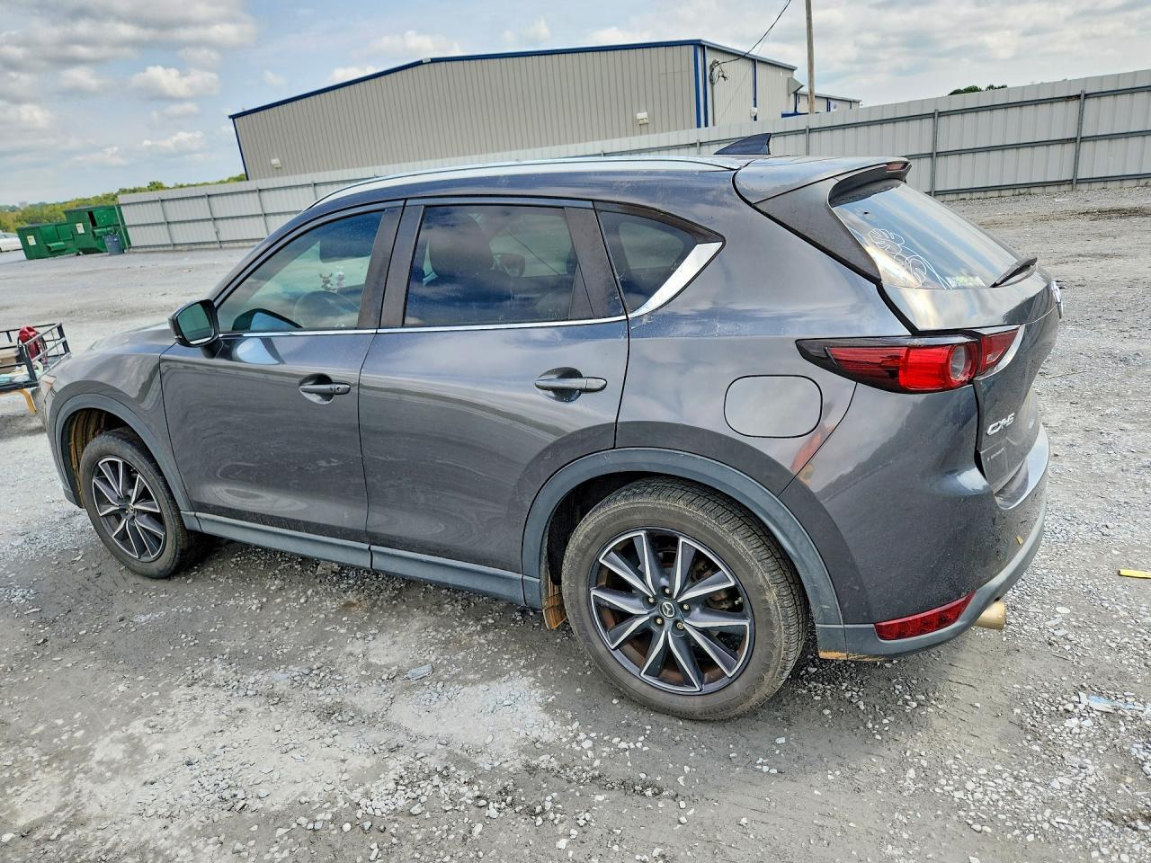 2018 MAZDA CX-5 TOURING — Фото 2 из 12