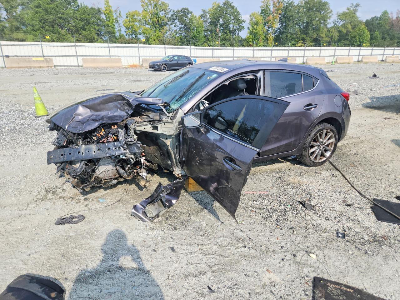 2018 MAZDA 3 GRAND TOURING