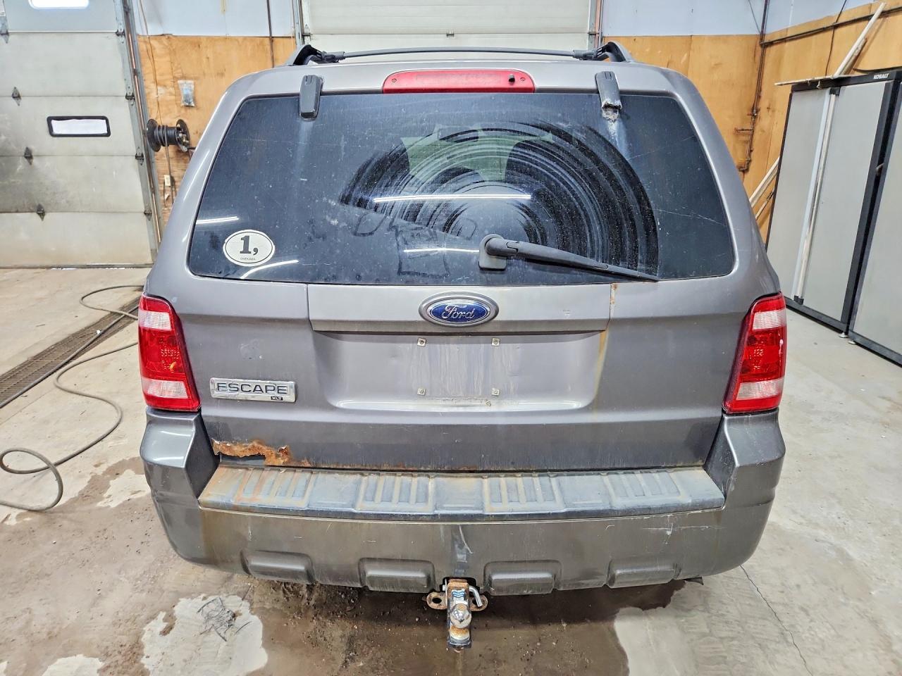 2009 FORD ESCAPE XLT — Фото 6 из 13
