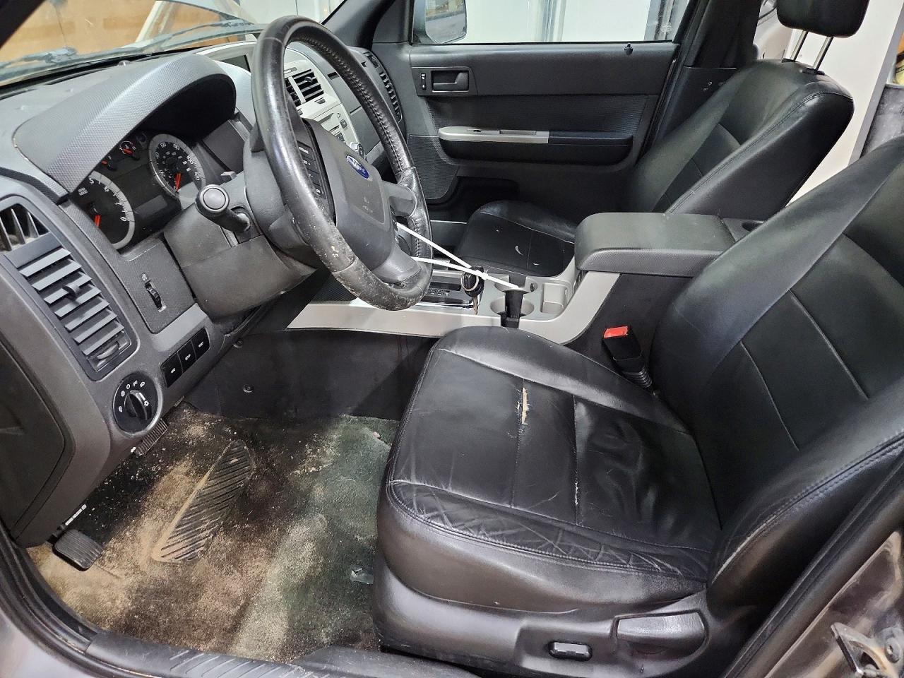 2009 FORD ESCAPE XLT — Фото 7 из 13