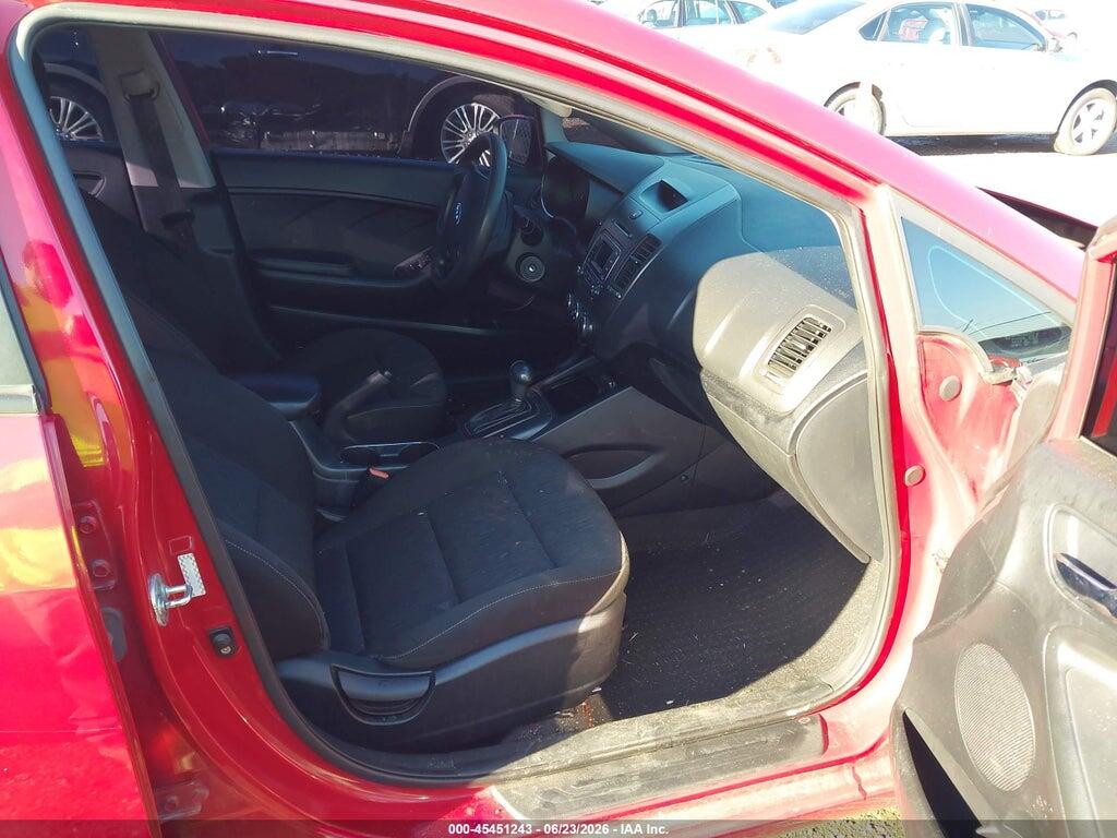 KNAFK4A62G5567979 2016 KIA FORTE photo no. 5