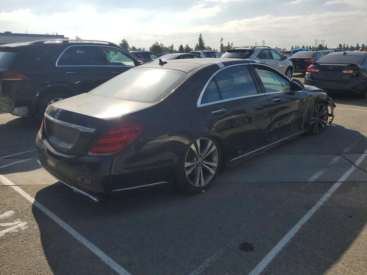 2018 MERCEDES-BENZ S 560 — Фото 3 из 12