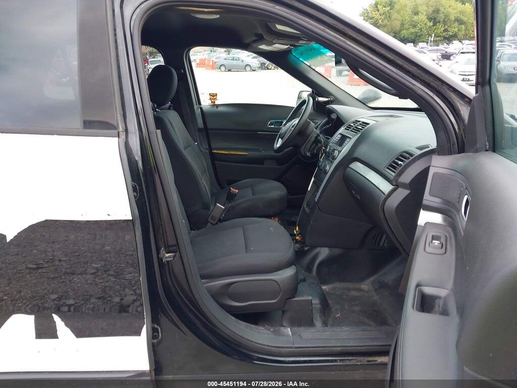 1FM5K8AR7FGB03553 2015 FORD UTILITY POLICE INTERCEPTOR photo no. 5