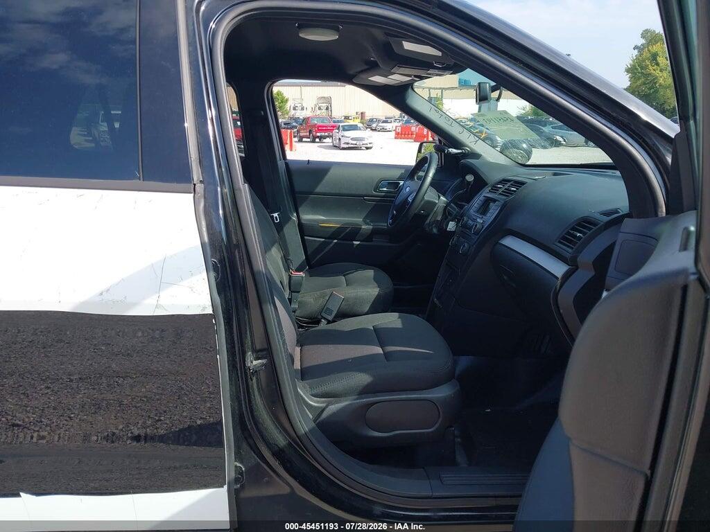 1FM5K8ARXJGB12403 2018 FORD POLICE INTERCEPTOR UTILITY photo no. 5