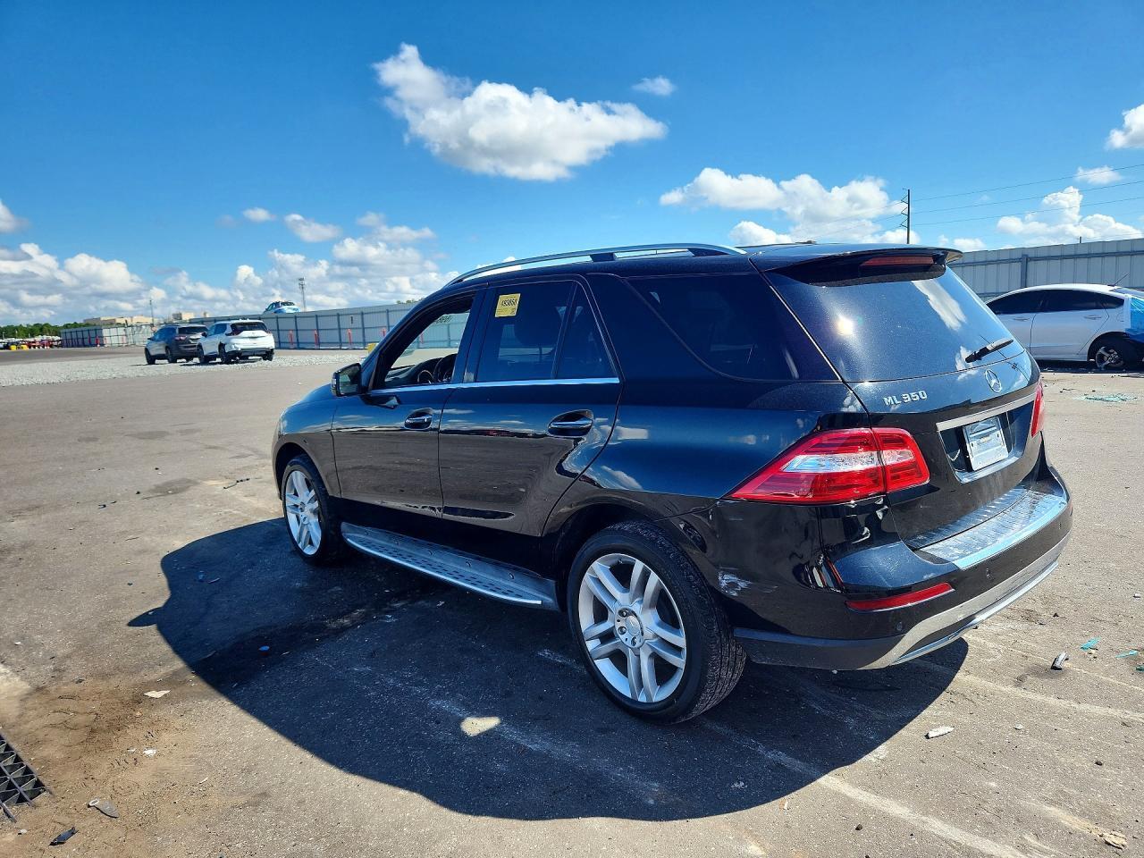2015 MERCEDES-BENZ ML 350 — Фото 2 из 12