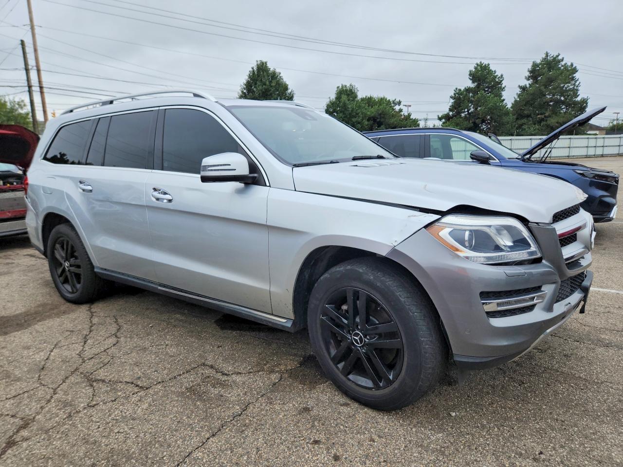 2016 MERCEDES-BENZ GL 450 4MATIC — Фото 4 из 13