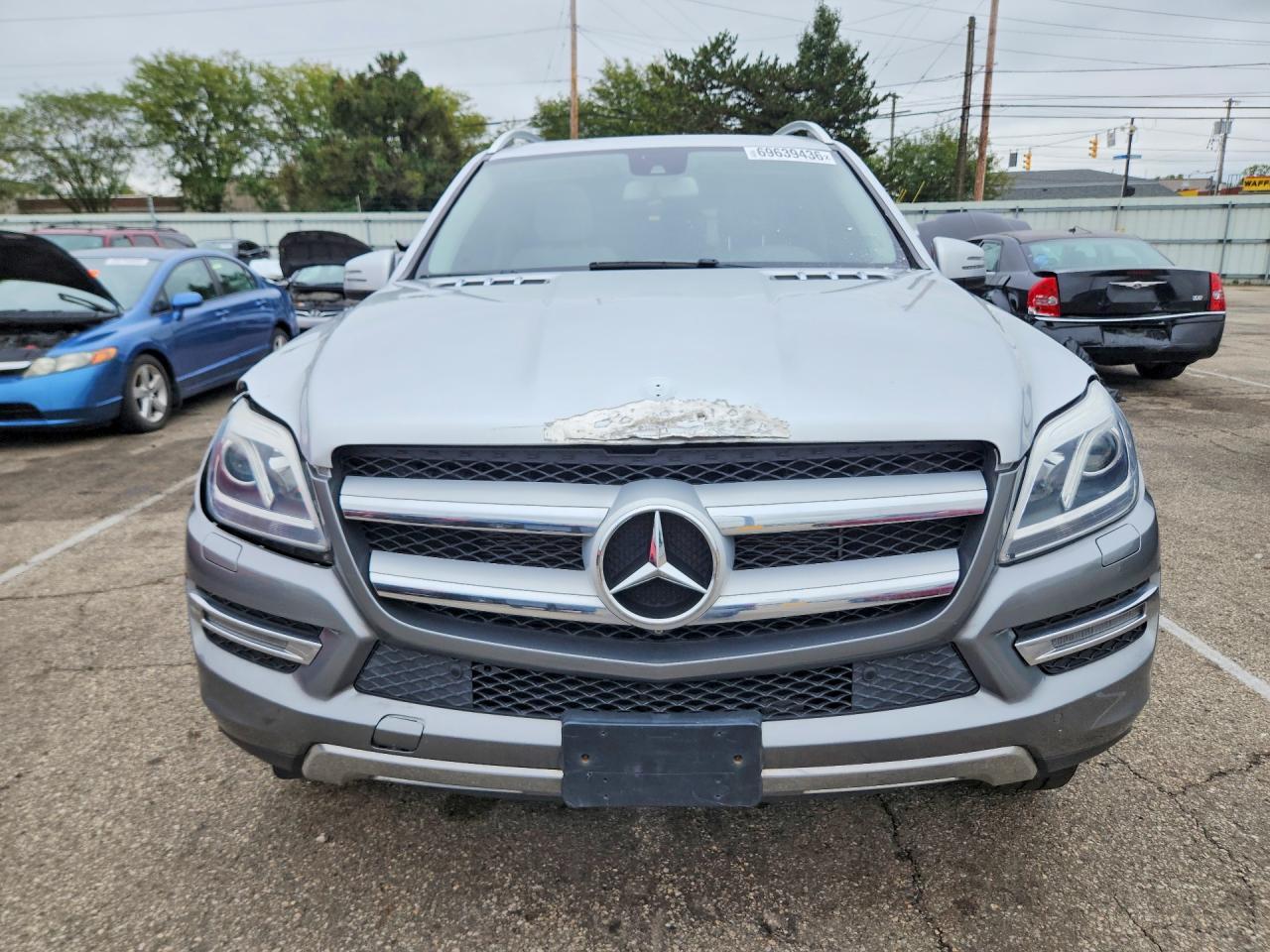 2016 MERCEDES-BENZ GL 450 4MATIC — Фото 5 из 13