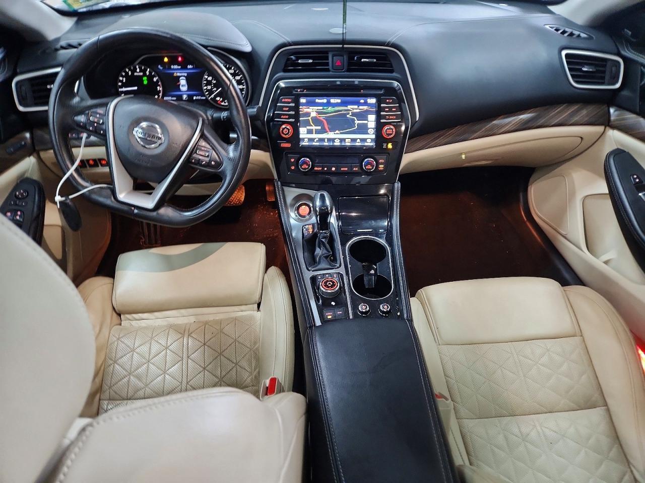 2017 NISSAN MAXIMA PLATINUM — Фото 8 из 12