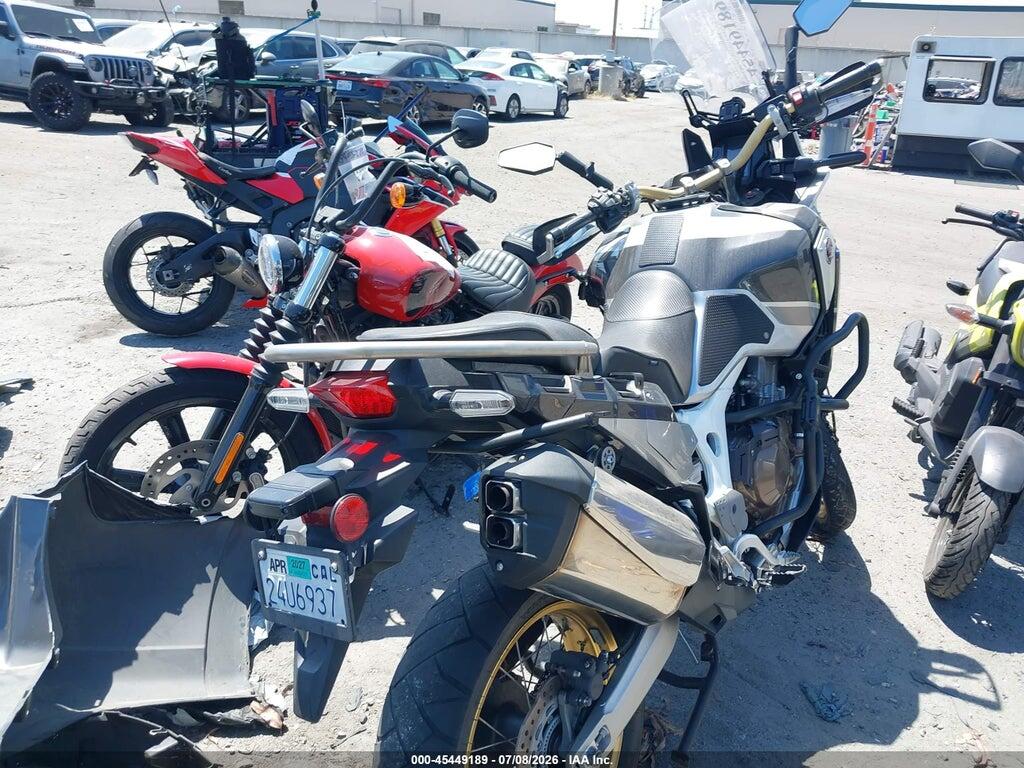 JH2SD044XKK300041 2019 HONDA CRF1000 photo no. 4