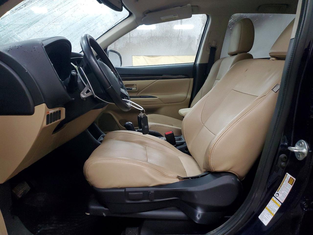 2016 MITSUBISHI OUTLANDER GT — Фото 7 из 14