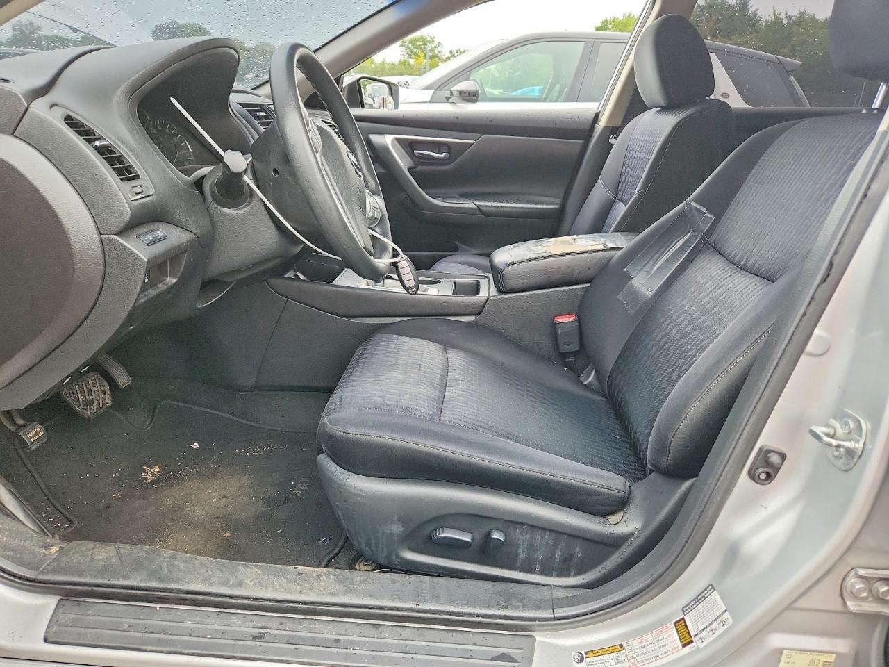 2016 NISSAN ALTIMA 2.5 S — Фото 7 из 12