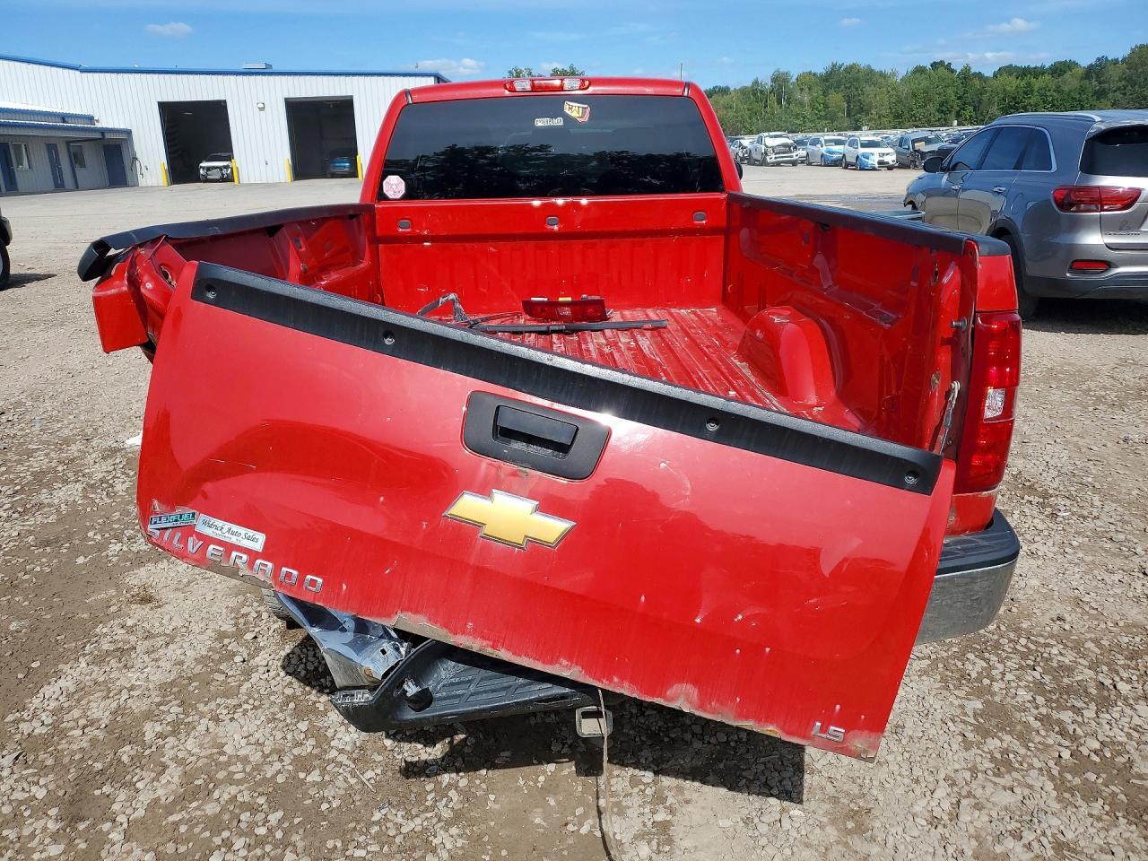2012 CHEVROLET SILVERADO C1500 — Фото 6 из 12
