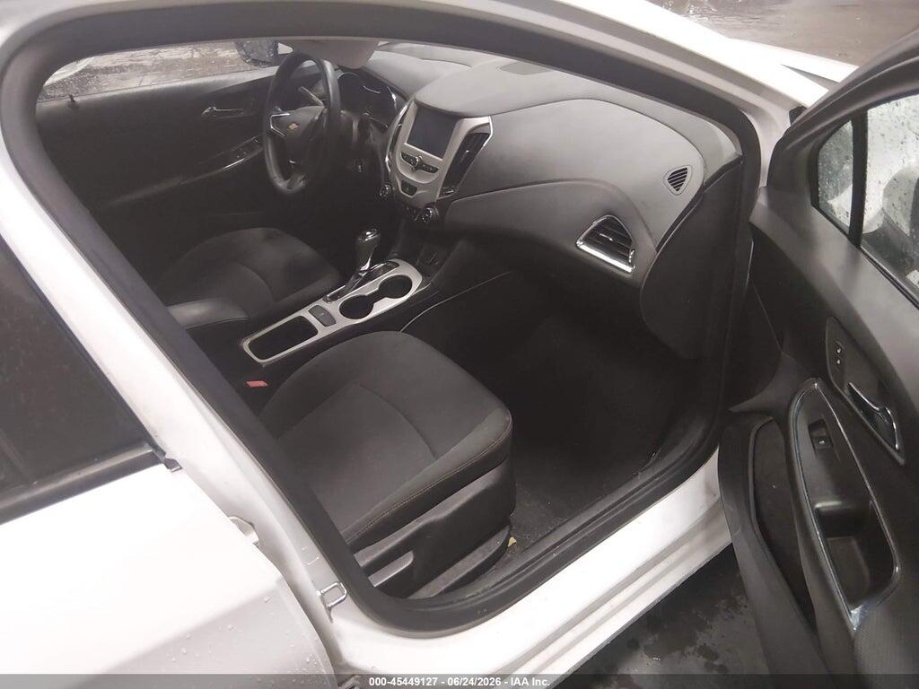 1G1BC5SM4H7265867 2017 CHEVROLET CRUZE photo no. 5