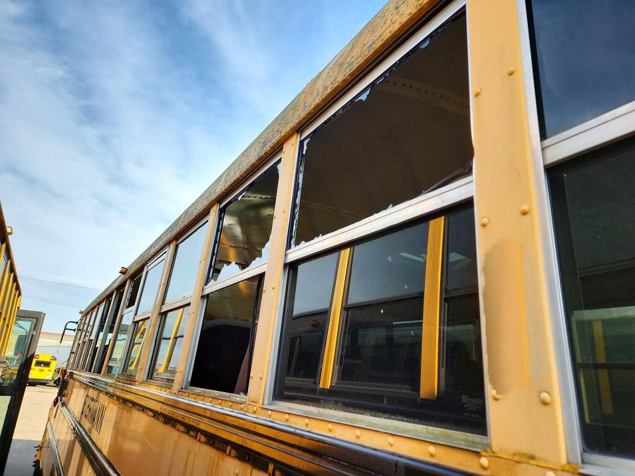 2008 IC CORPORATION SCHOOL BUS — Фото 9 из 10