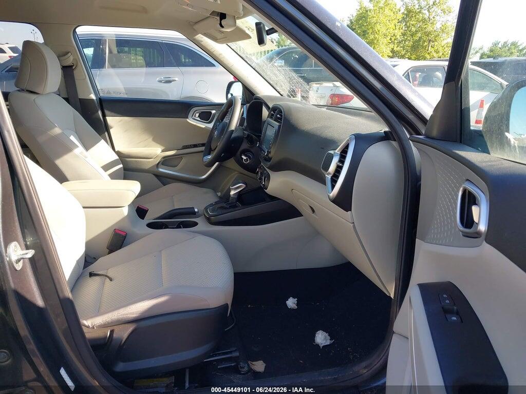 KNDJ23AU2M7779366 2021 KIA SOUL photo no. 5