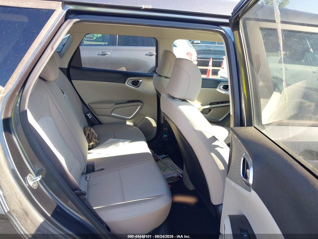 KNDJ23AU2M7779366 2021 KIA SOUL photo no. 8