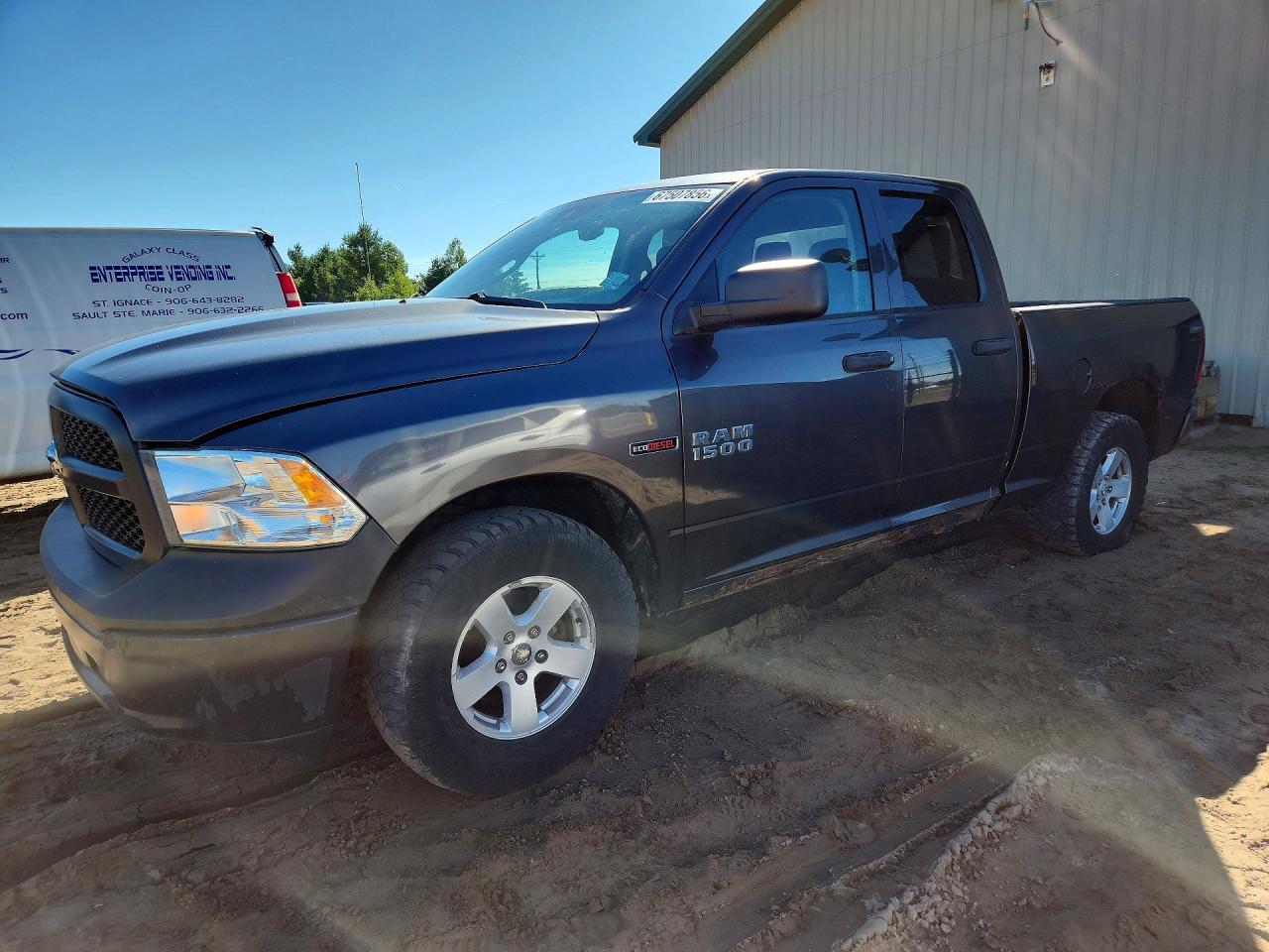 2015 RAM 1500 ST