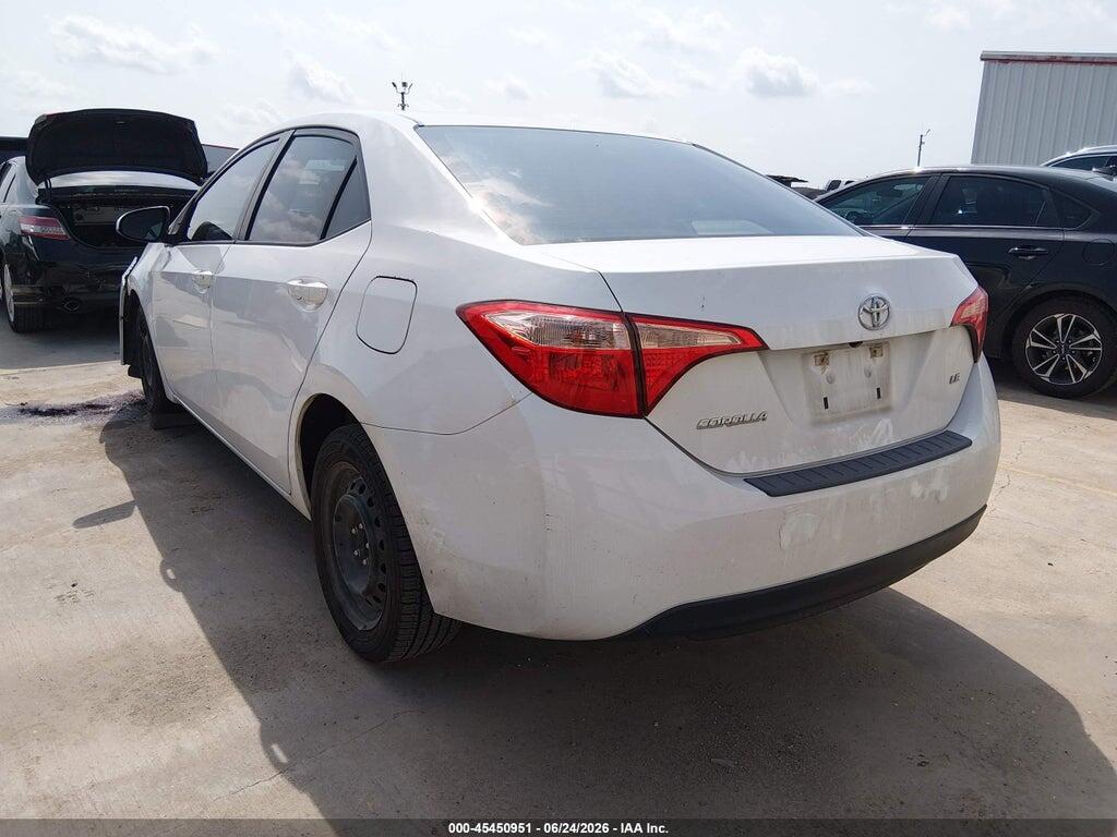 5YFBURHE7HP720320 2017 TOYOTA COROLLA photo no. 3