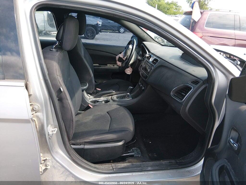 1C3CCBBG1EN171302 2014 CHRYSLER 200 photo no. 5
