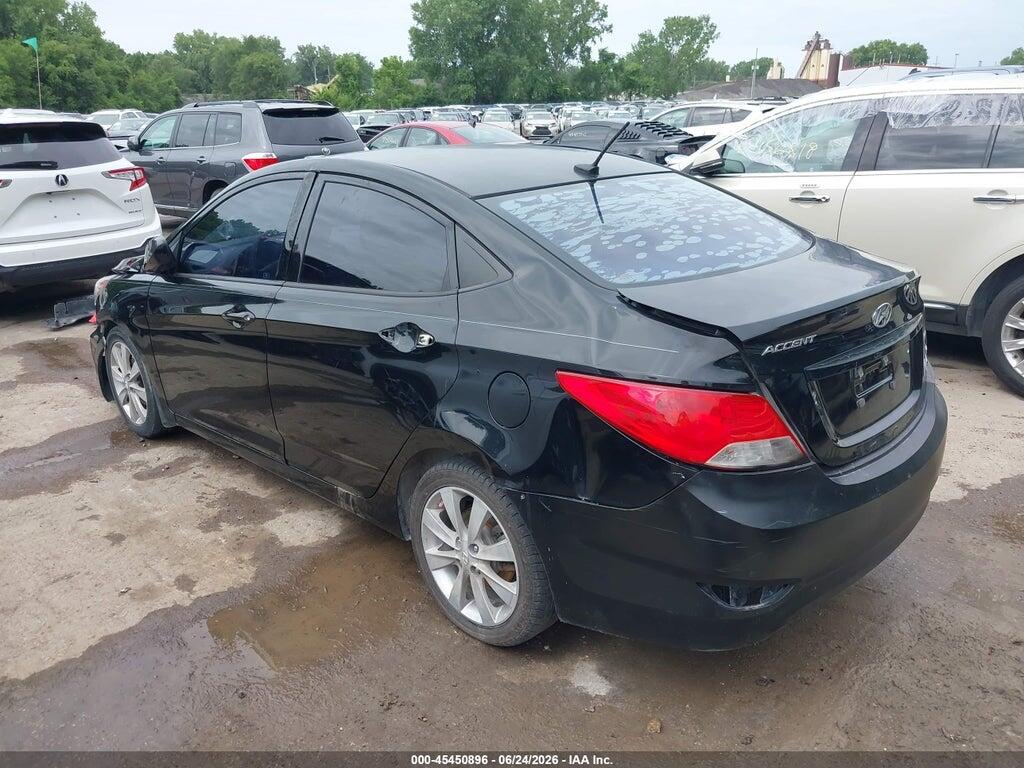 KMHCU4AE7DU289424 2013 HYUNDAI ACCENT photo no. 3