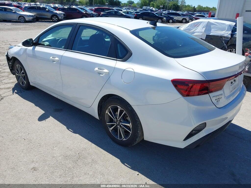 3KPF24AD7RE803034 2024 KIA FORTE photo no. 3