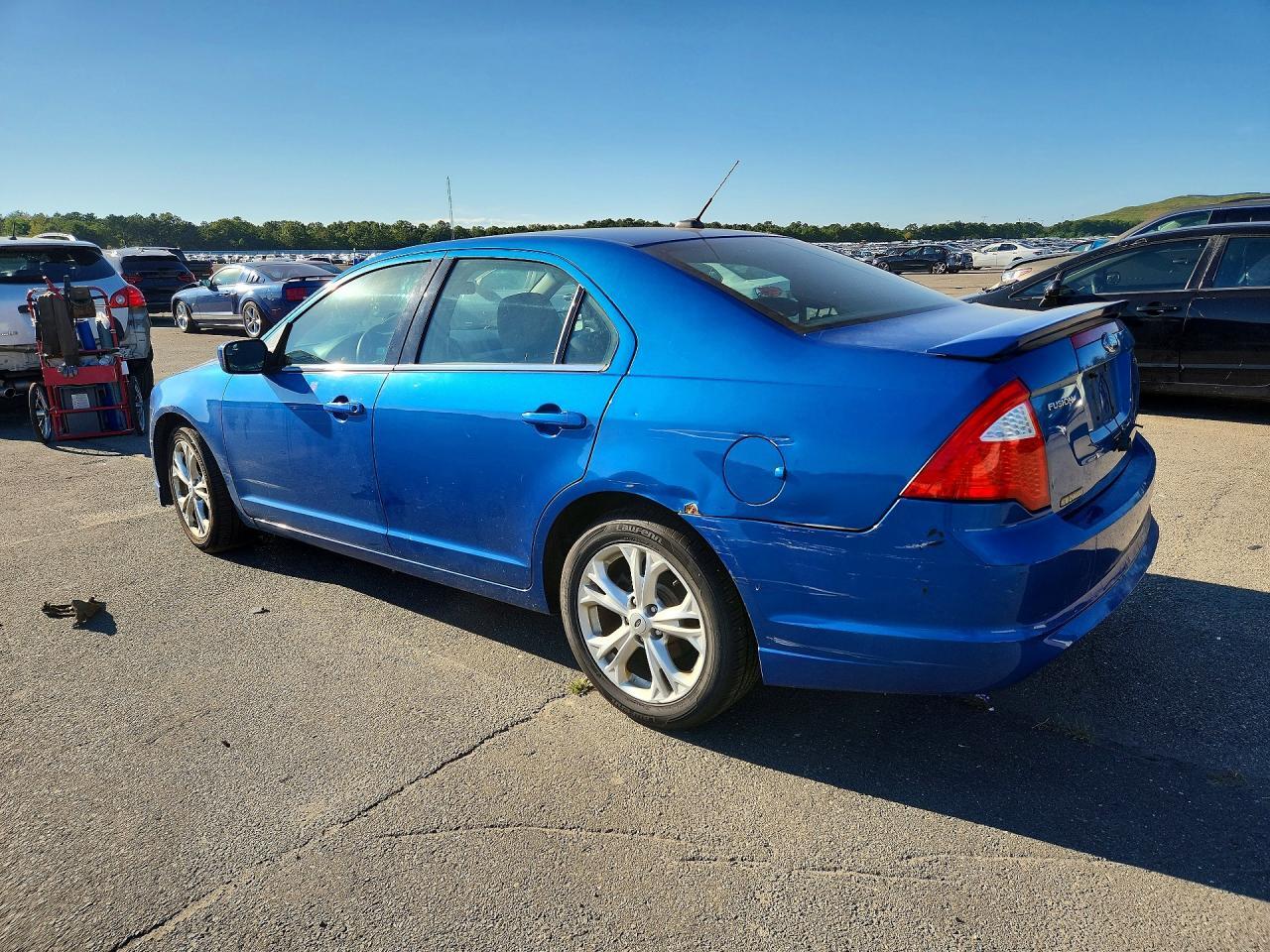 2012 FORD FUSION SE — Фото 2 из 12