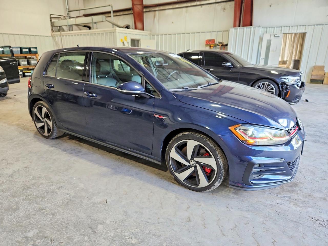 2019 VOLKSWAGEN GTI S — Фото 4 из 12