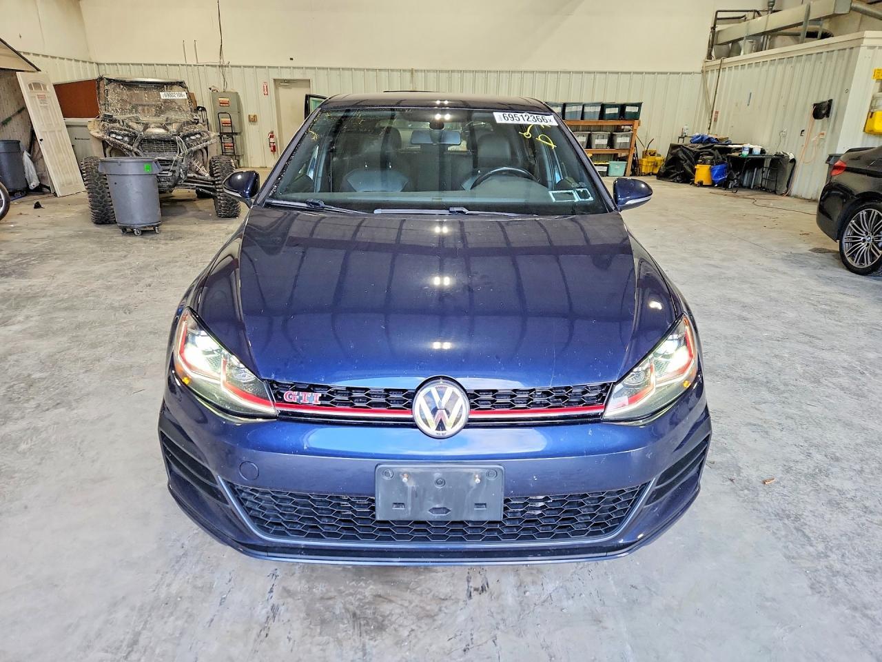 2019 VOLKSWAGEN GTI S — Фото 5 из 12