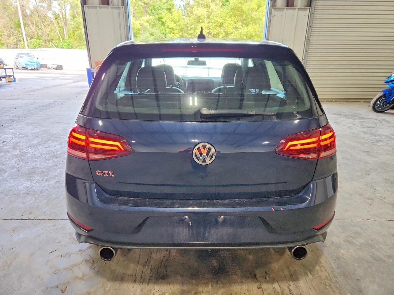 2019 VOLKSWAGEN GTI S — Фото 6 из 12