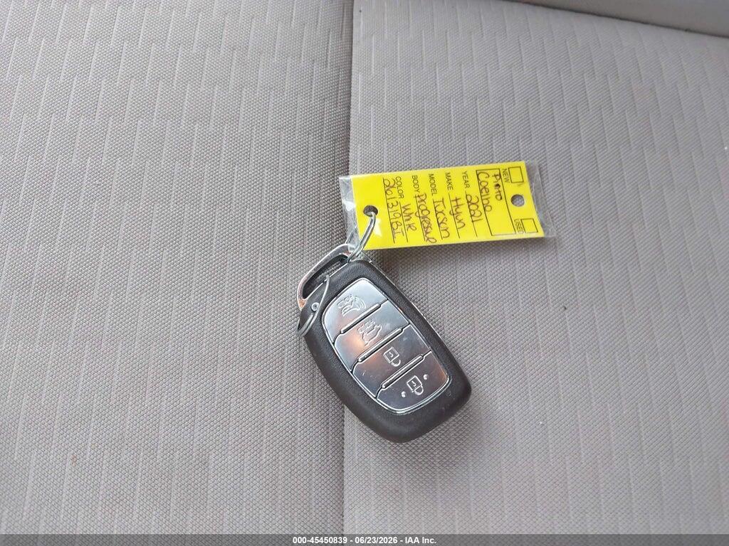 KM8J3CAL8MU320232 2021 HYUNDAI TUCSON photo no. 11