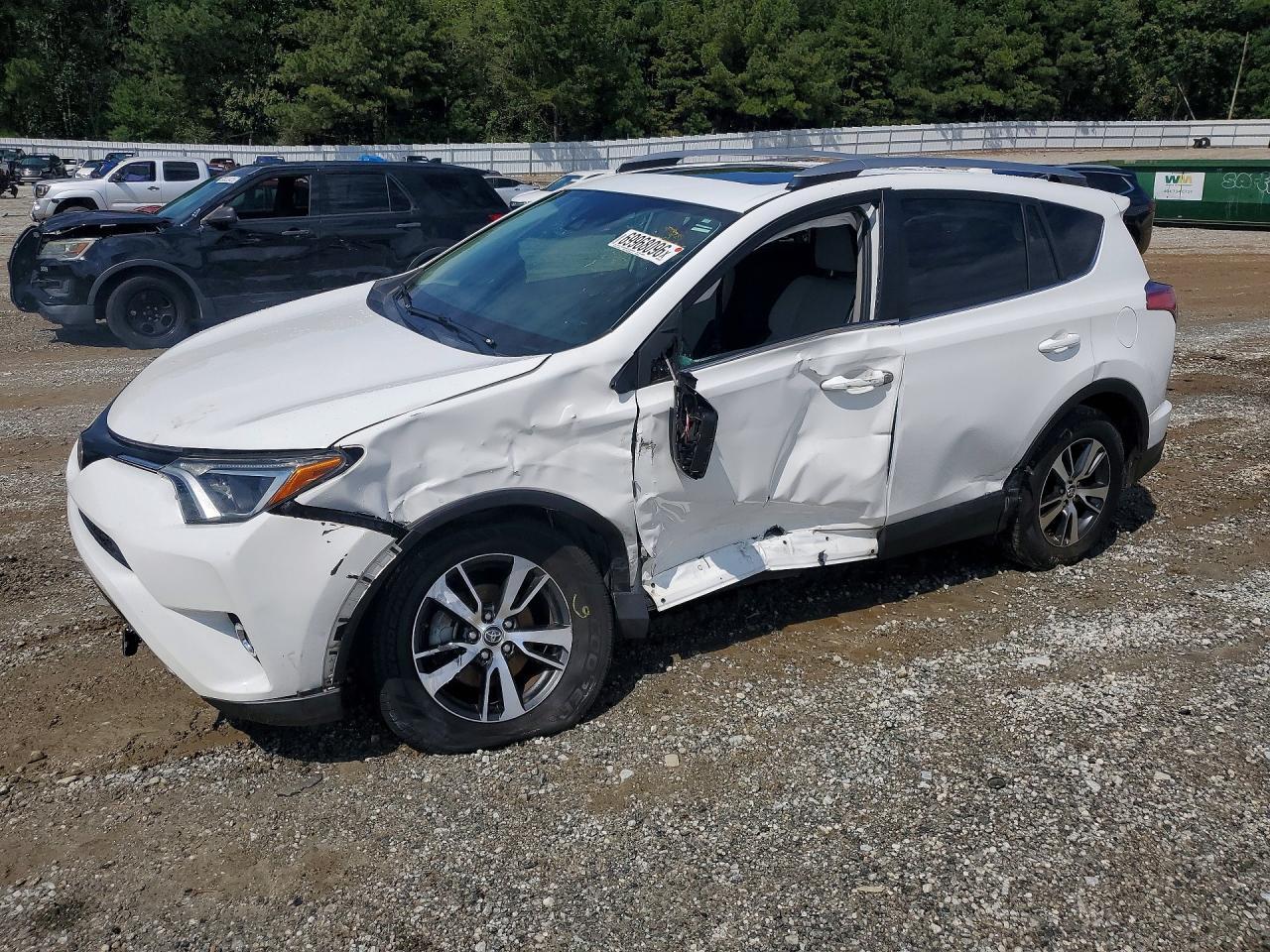 2018 TOYOTA RAV4 XLE