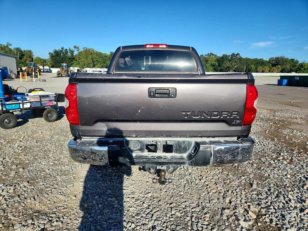 2016 TOYOTA TUNDRA CREWMAX SR5 — Фото 6 из 12