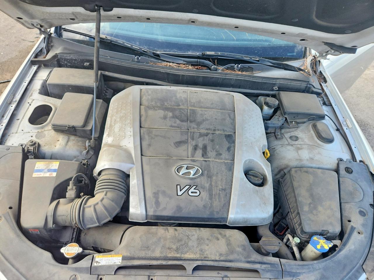 2011 HYUNDAI GENESIS 3.8L — Фото 11 из 12