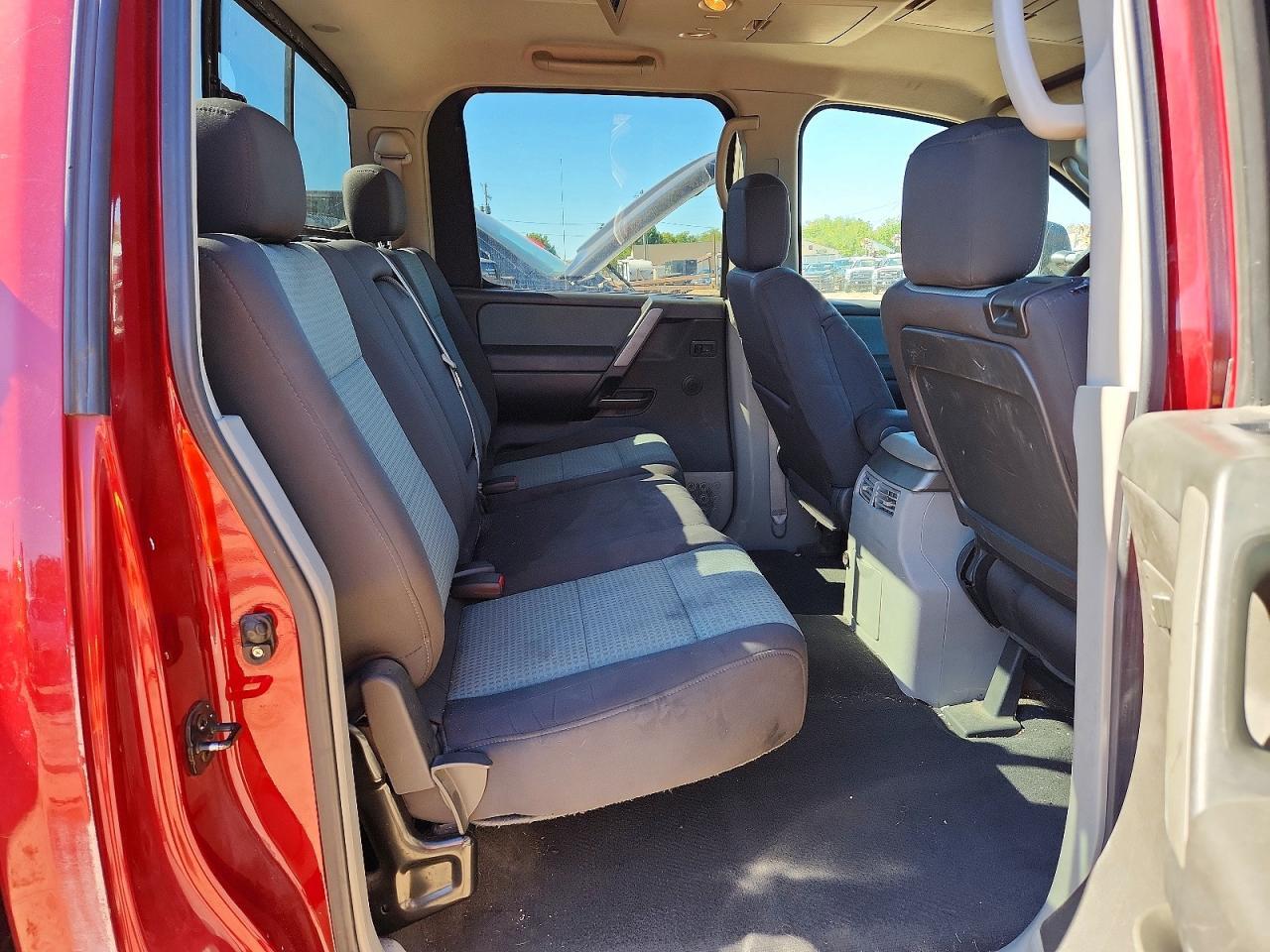 2004 NISSAN TITAN XE — Фото 10 из 12