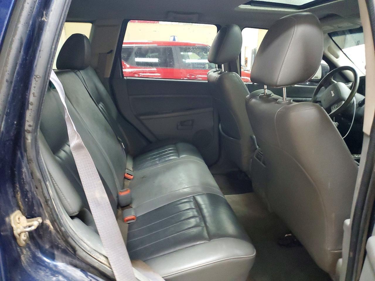 2006 JEEP GRAND CHEROKEE LAREDO — Фото 11 из 14
