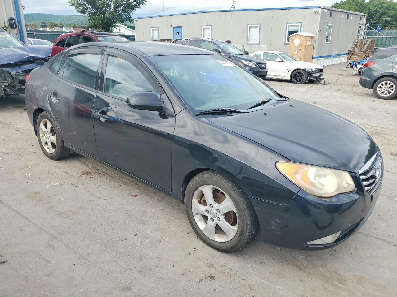 2010 HYUNDAI ELANTRA SE — Фото 4 из 12