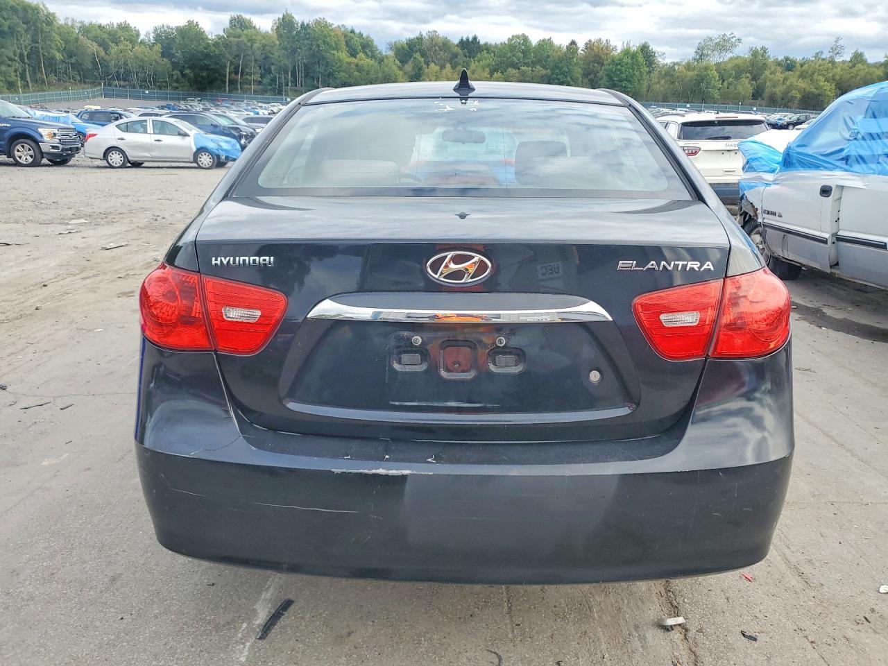 2010 HYUNDAI ELANTRA SE — Фото 6 из 12