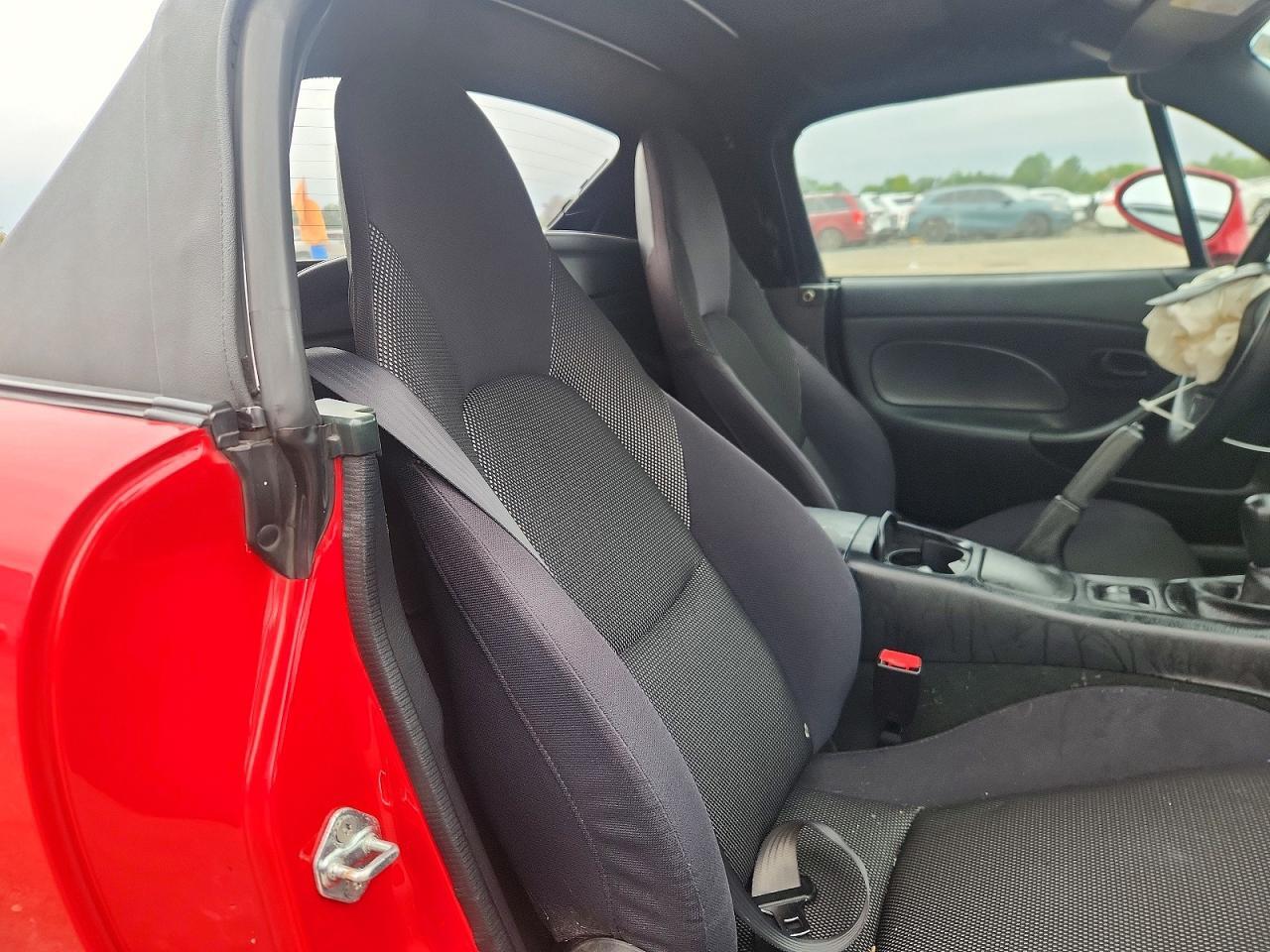 2003 MAZDA MX-5 MIATA BASE — Фото 10 из 12