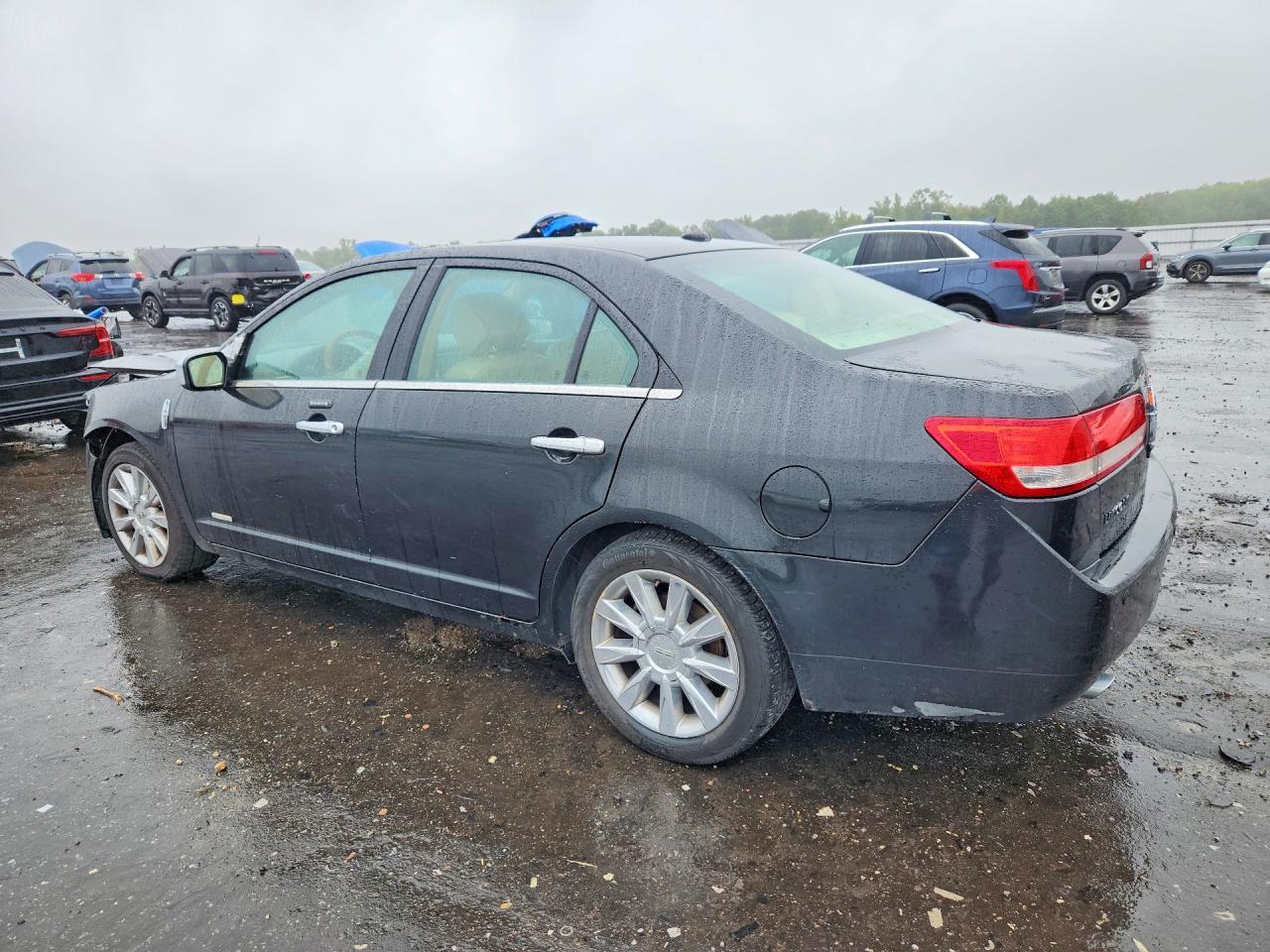 2011 LINCOLN MKZ HYBRID — Фото 2 из 12