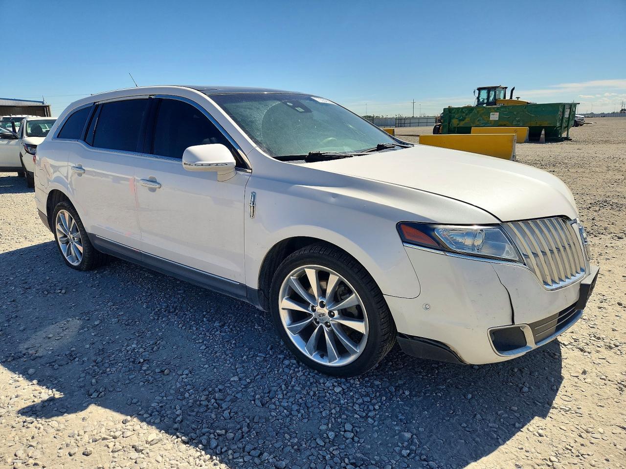 2011 LINCOLN MKT — Фото 4 из 13