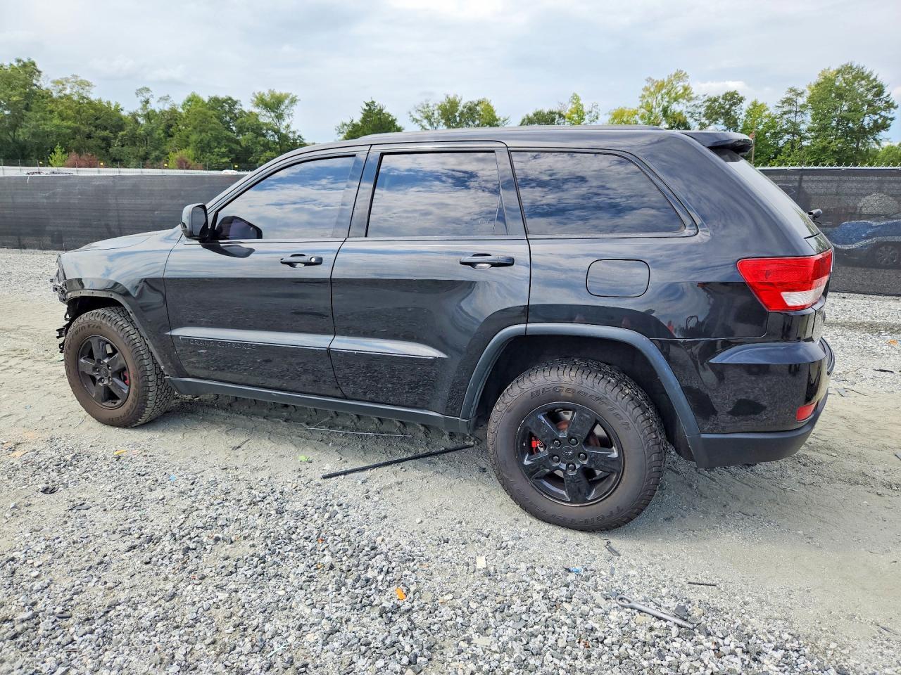 2012 JEEP GRAND CHEROKEE LAREDO — Фото 2 из 14