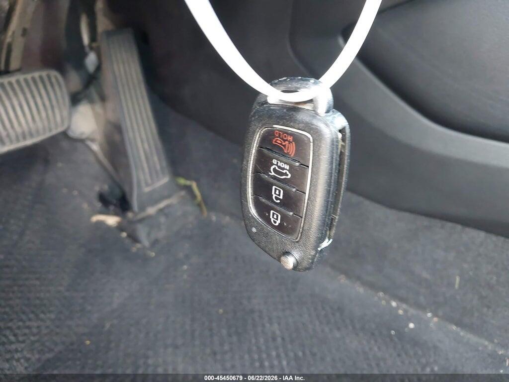 KM8J2CA45LU256807 2020 HYUNDAI TUCSON photo no. 11